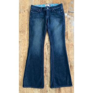 💞PAIGE Petite flare premium denim jeans.
